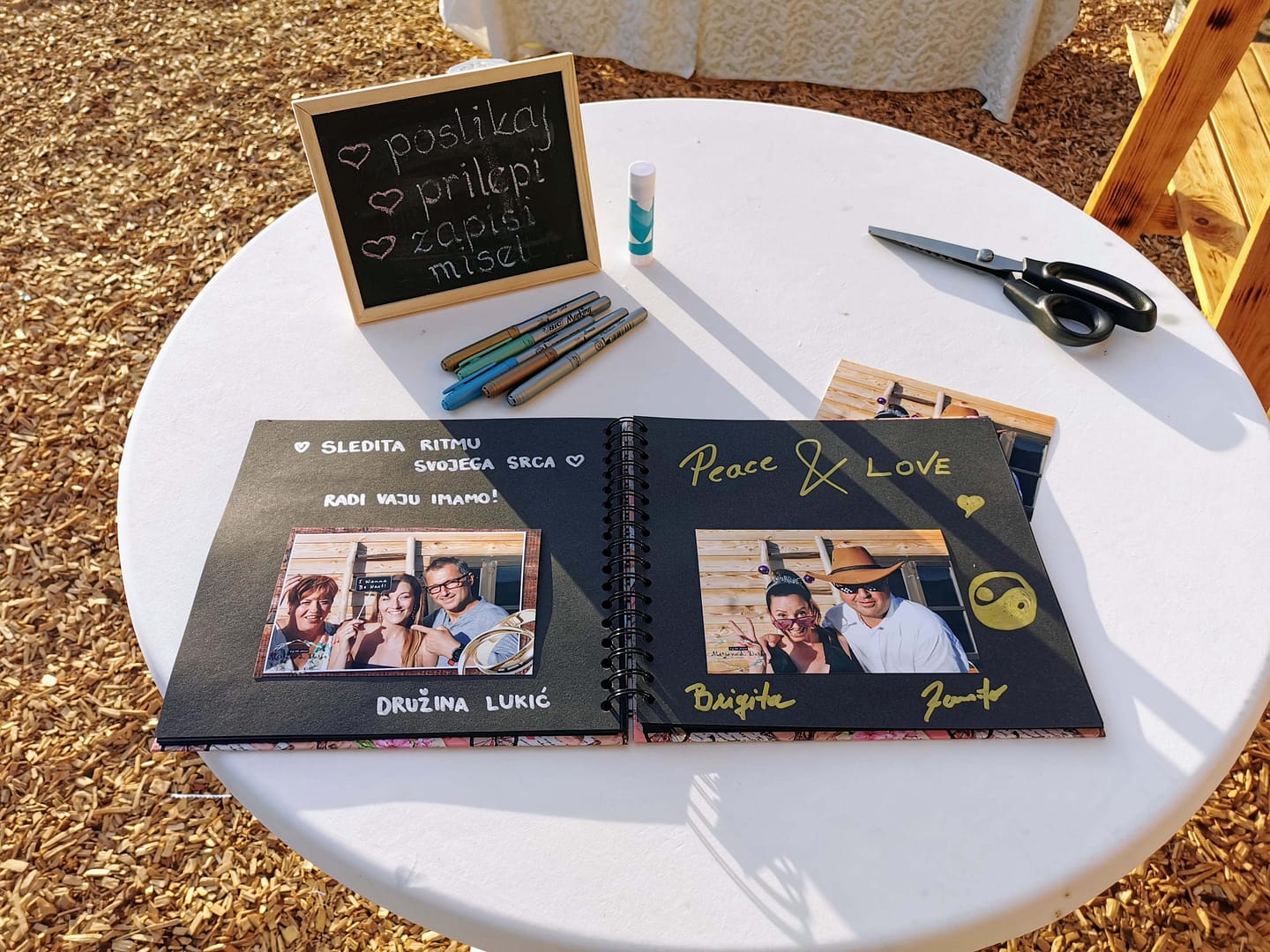SelfieBox Zate - Album